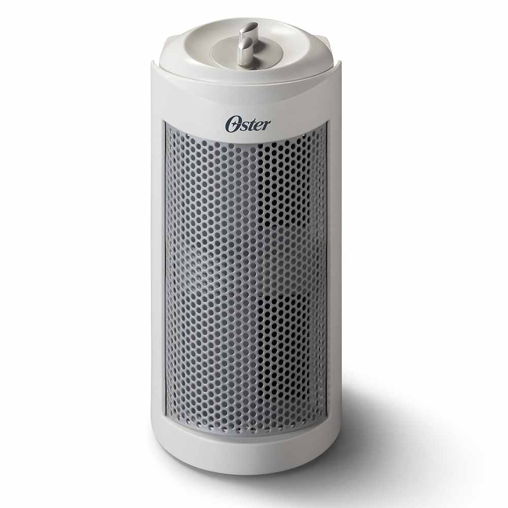 Purificador de aire de torre Oster® con filtro HEPA OAP706 - Oster