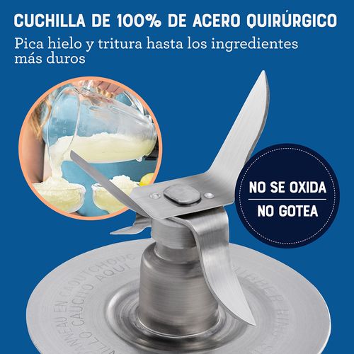 Licuadora Oster® con vaso de vidrio y control de perilla BLSTKAGBRD